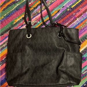 Michael Kors Tote
